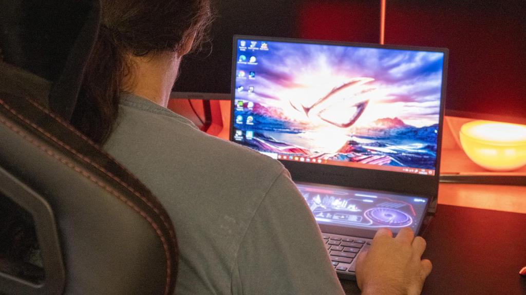 Asus ROG Zephyrus 15.