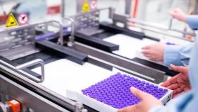 Viales de la vacuna contra la Covid-19 de Pfizer-BioNTech.
