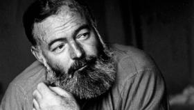 Ernst Hemingway en 1944