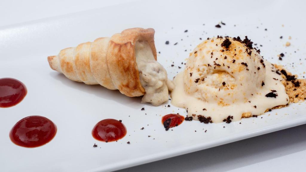 La tapa de corneto helado de boletus.
