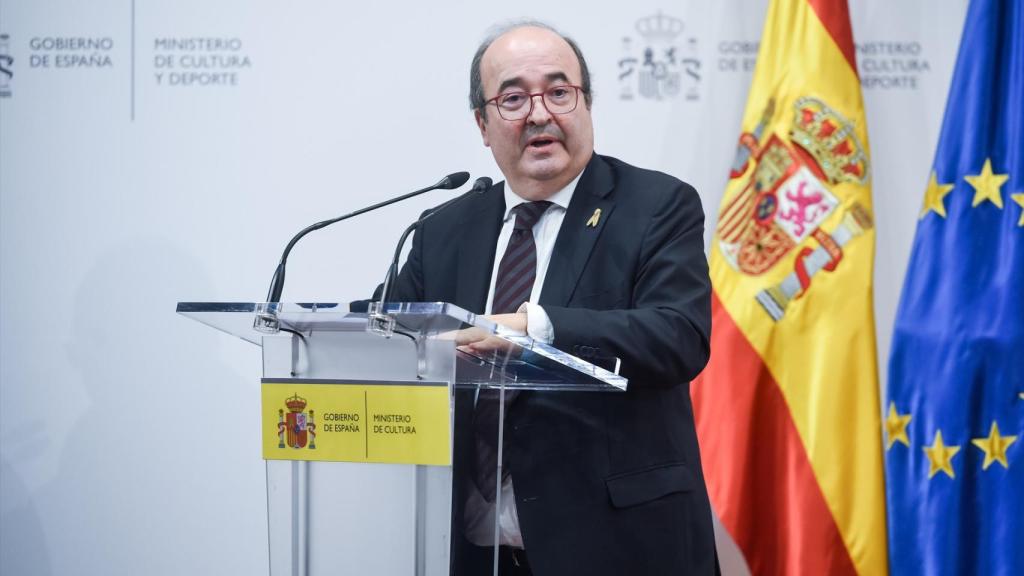 Miquel Iceta durante el traspaso de la cartera de Cultura.