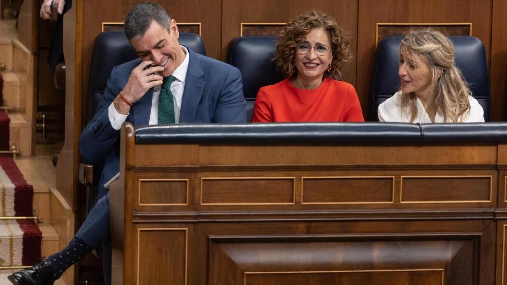 Pedro Sánchez, María Jesús Montero y Yolanda Díaz, este miércoles en el Congreso.
