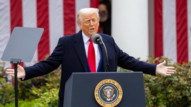 Donald Trump, durante la presentación de los aranceles en la Casa Blanca.