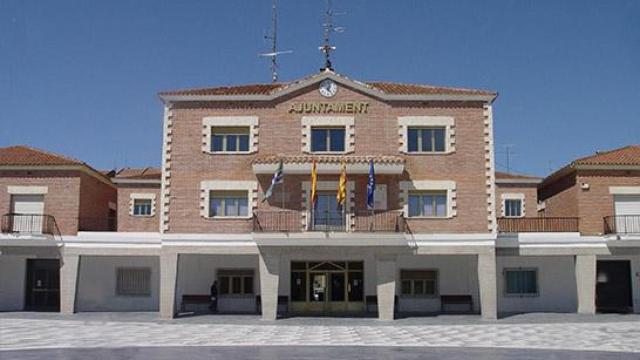 Fachada del Ayuntamiento de Mequinenza