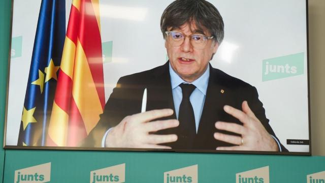 Carles Puigdemont interviene por videoconferencia en un acto de Junts el pasado 4 de marzo./