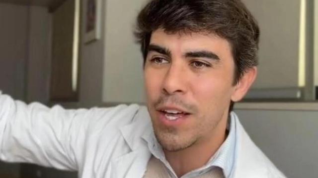 Alejandro Martínez, psiquiatra profesional.