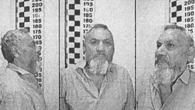 Manuel, alias Manolo 'El Hijo de la Mona', en su reseña de la Guardia Civil.