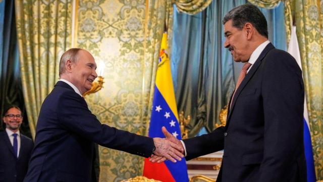 Putin recibe a los primeros líderes mundiales llegados a Moscú para el Día de la Victoria.