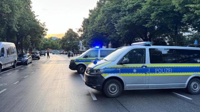 Lugar en el que la mujer ha atacado con un cuchillo a transeúntes en Múnich.
