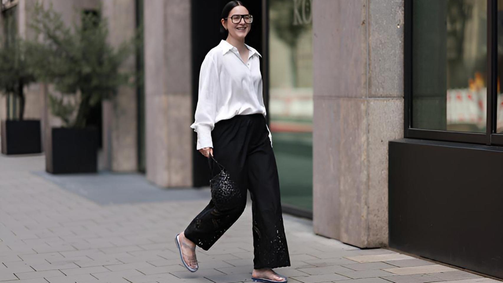 Zapatos 'jelly': así es la tendencia en calzado que ya triunfan en todas las calles de las capitales de la moda